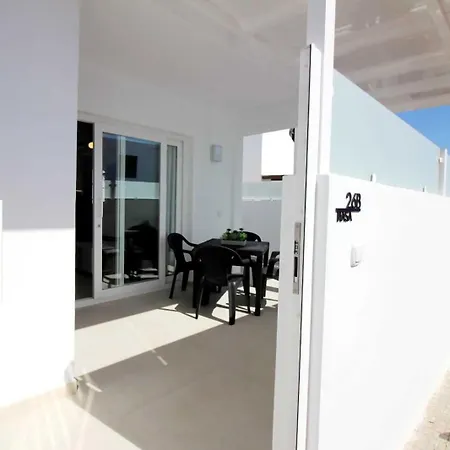 Deluxe Masmar Lejlighed Playa Honda (Lanzarote)